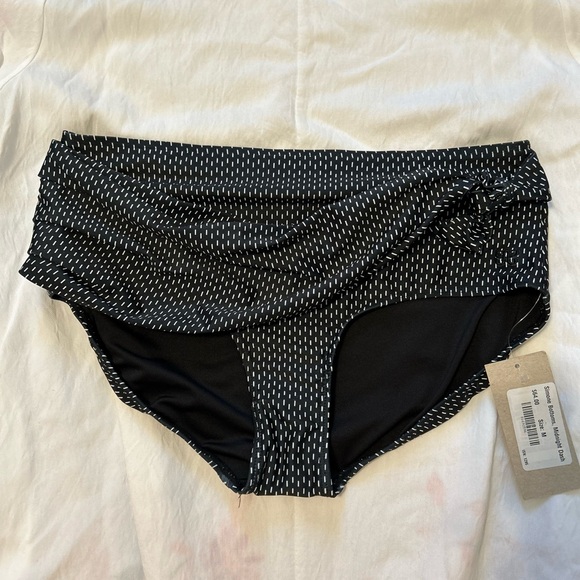 Albion Fit Simone Bottoms in Midnight Dash (M) NWT - Picture 2 of 6